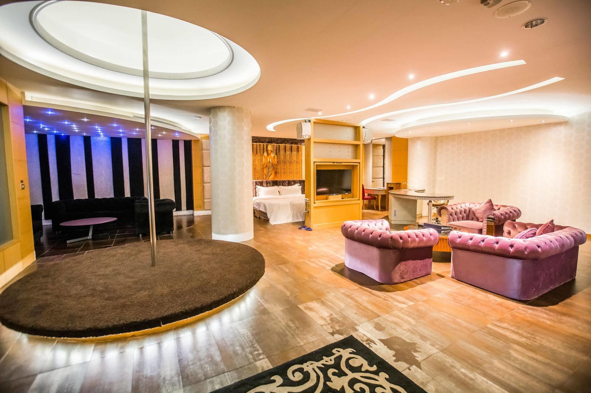 Ohya Chain Boutique Motel-Зіньінг Екстер'єр фото